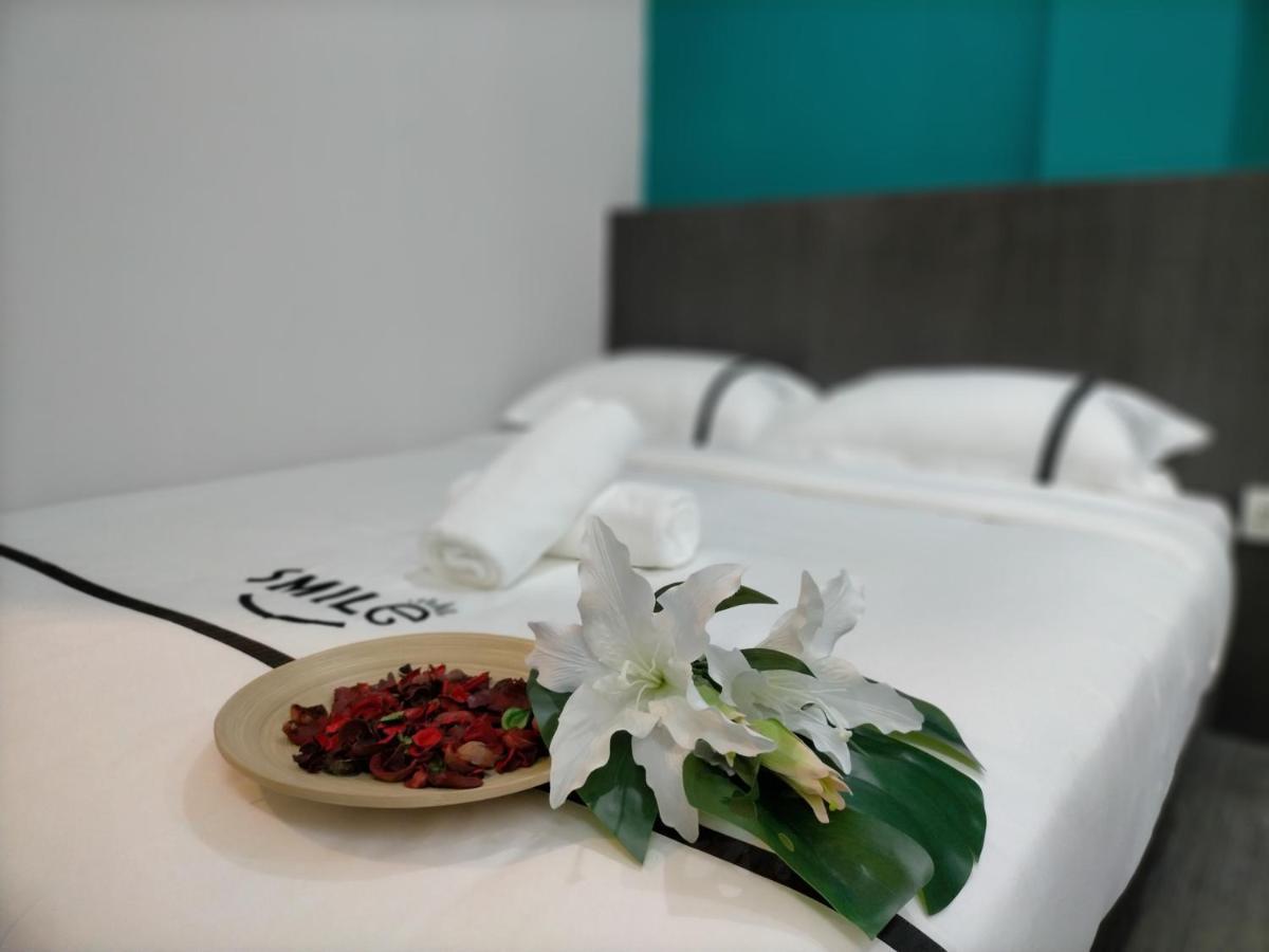Smile Hotel Petaling Jaya Ss2 Exterior photo