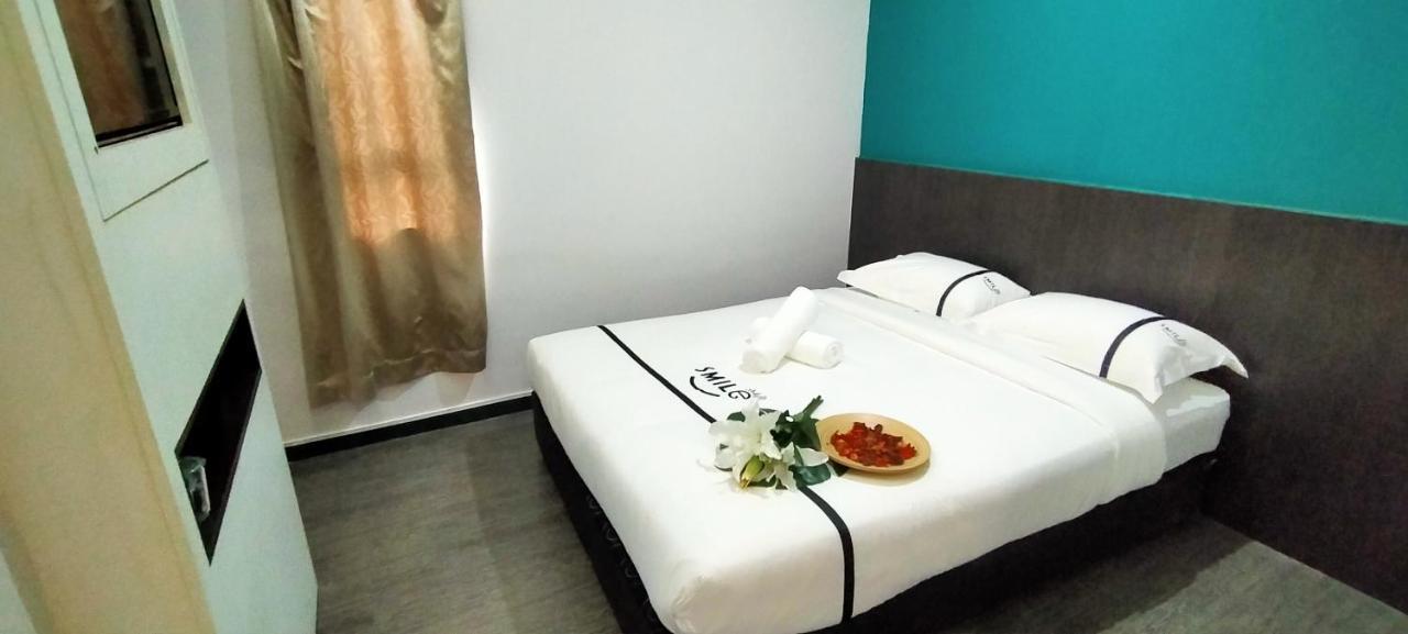 Smile Hotel Petaling Jaya Ss2 Exterior photo